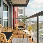 Stylowy Z Widokiem Browary Wroclawskie By Renters Prestige Wrocław