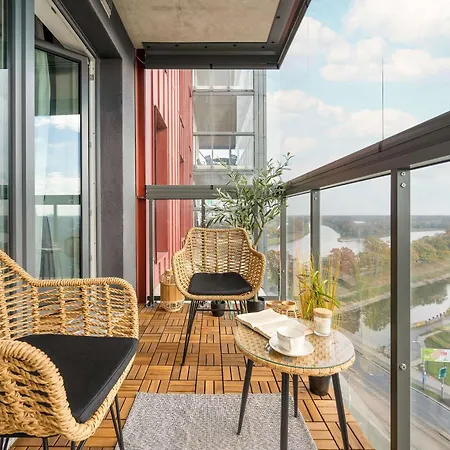 Stylowy Z Widokiem Browary Wroclawskie By Renters Prestige Wroclaw