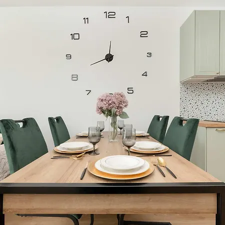 Apartment Stylowy Z Widokiem Browary Wroclawskie By Renters Prestige Wroclaw