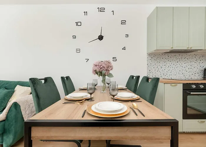 Apartment Stylowy Z Widokiem Browary Wroclawskie By Renters Prestige Wroclaw